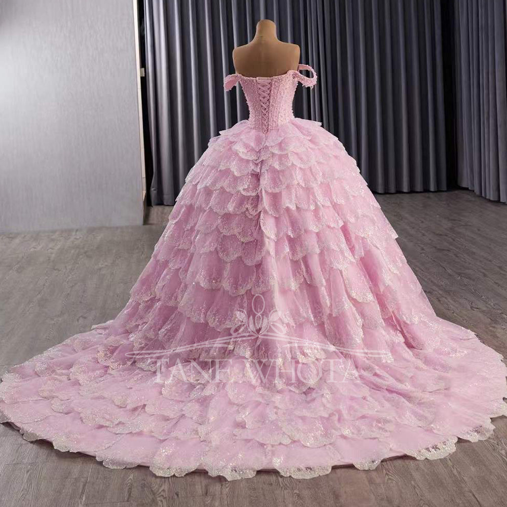 TW582 Vintage Off-Shoulder Quinceanera Dress 15 Years Old Pink Prom Gown With Lace-Up Back Beading Sequined Sweetheart Tiered Design