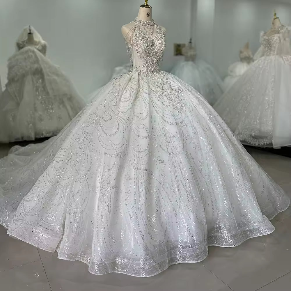 TW179 White Wedding Dresses For Bride Halter Sleeveless Lace Up Back Ball Gown Sequined Beading Embroidery Customized Bridal Dress
