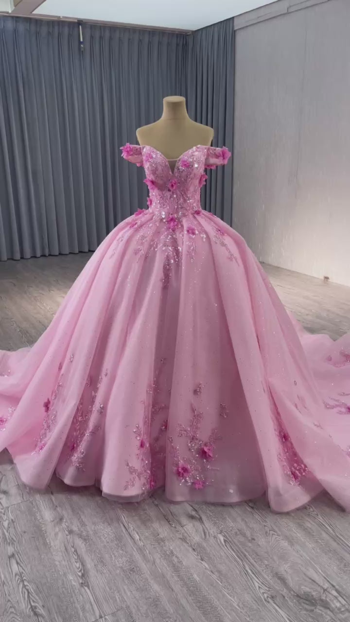 TW204 Quinceañera Dresses Sweetheart Off Shoulder Appliques Lace Up Back Sequined Beading Pink Long Dress For Special Occasions