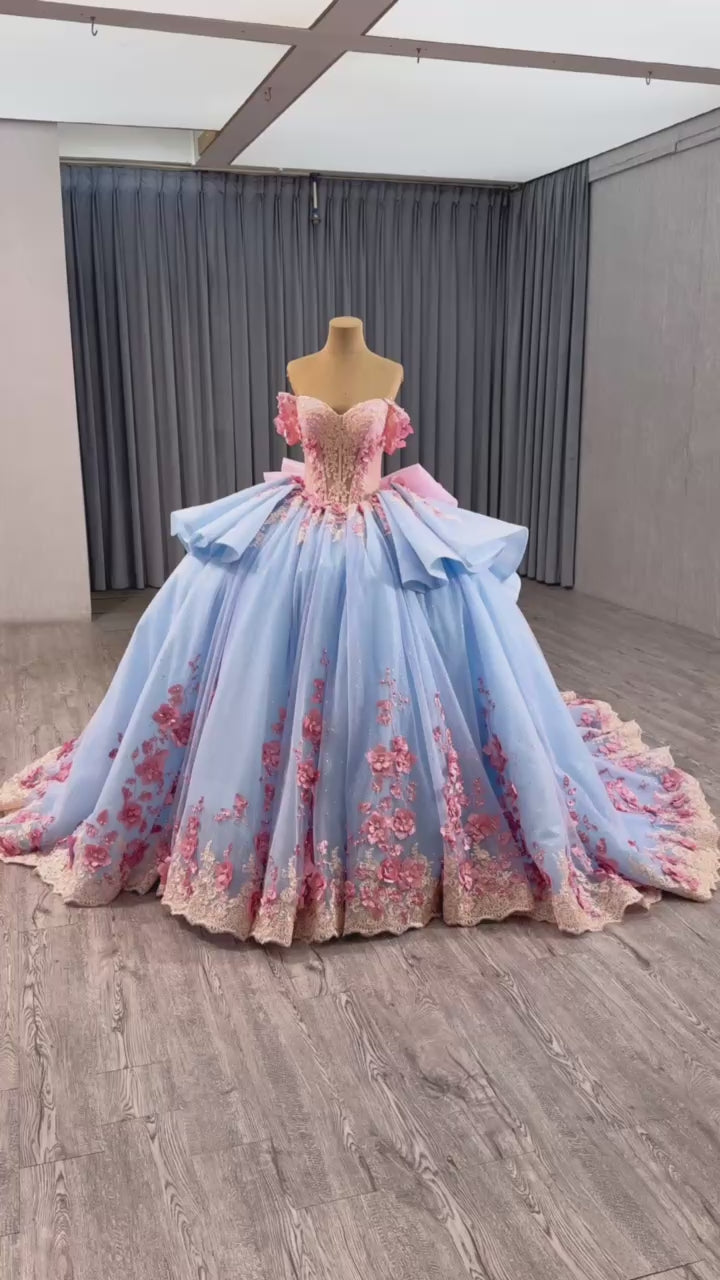 TW445 Girls 15 Quinceanera Dresses Pink Blue Sweetheart Off-Shoulder Lace-Up Back Embroidered Beaded Sequined Appliques Bow Detail