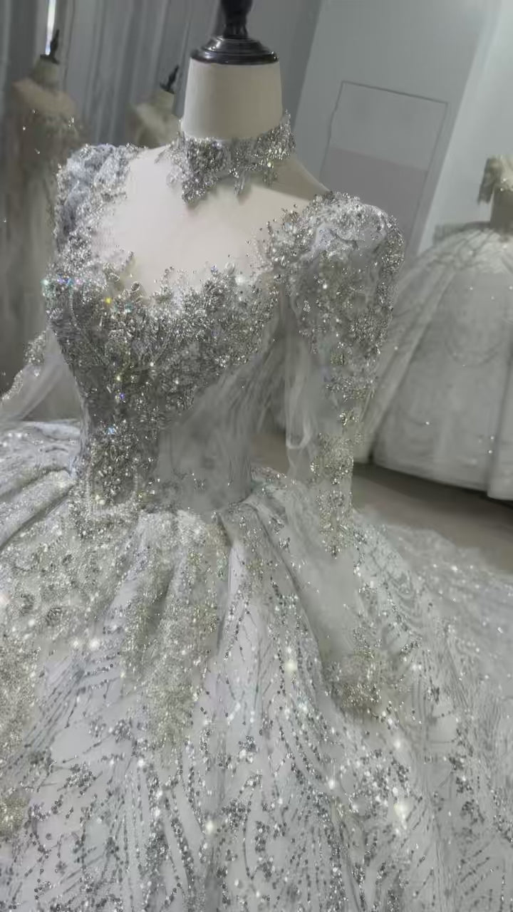 TW486 Elegant Silver Wedding Gowns Long Sleeve High Neck Ball Gown Crystal Silver Lace Sequins Bridal Dress Long Train