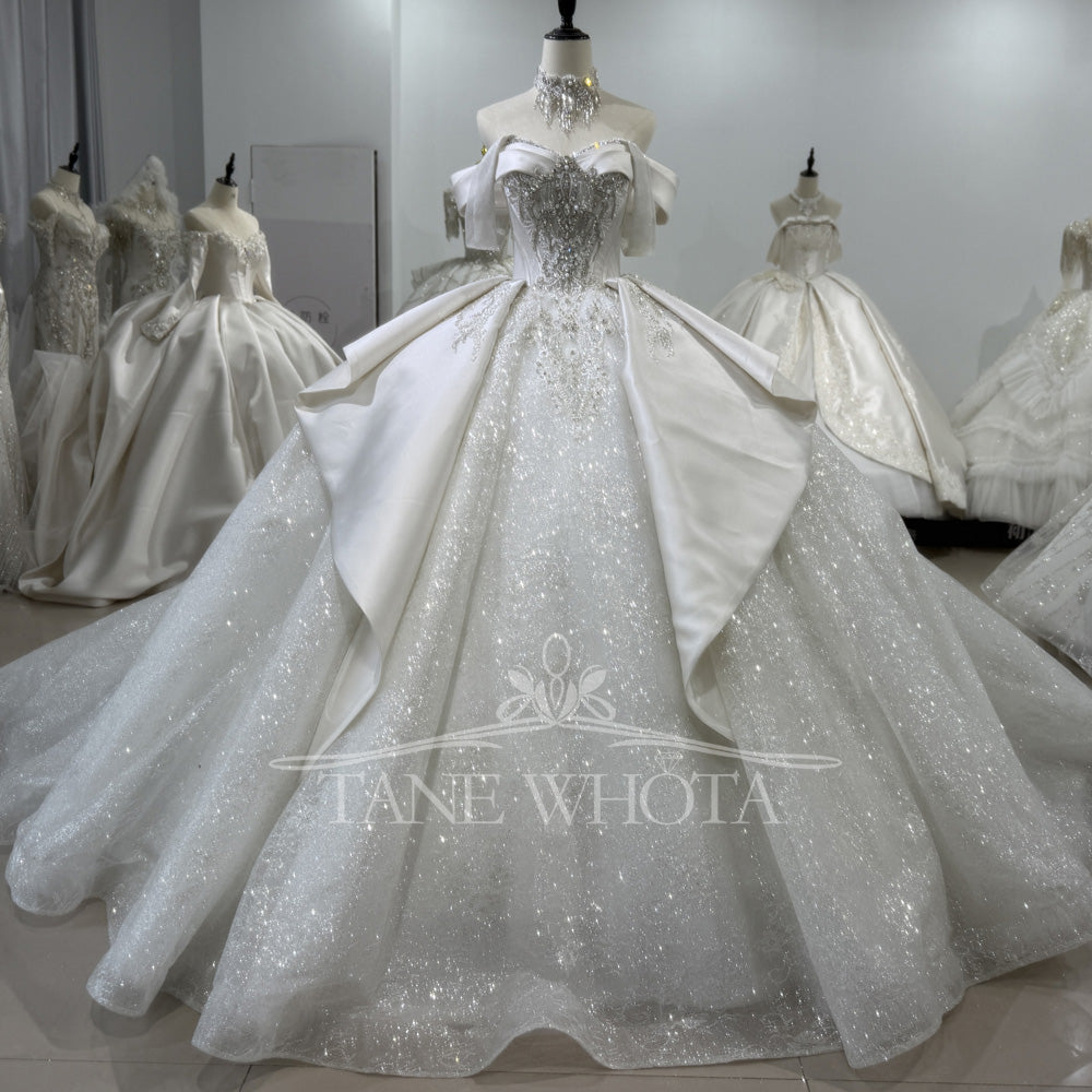 TW467 2025 Sweetheart Off-Shoulder Lace-Up Back Ball Gown Wedding Dress Crystal Sequined Bridal Dress With Customizable Embroidery