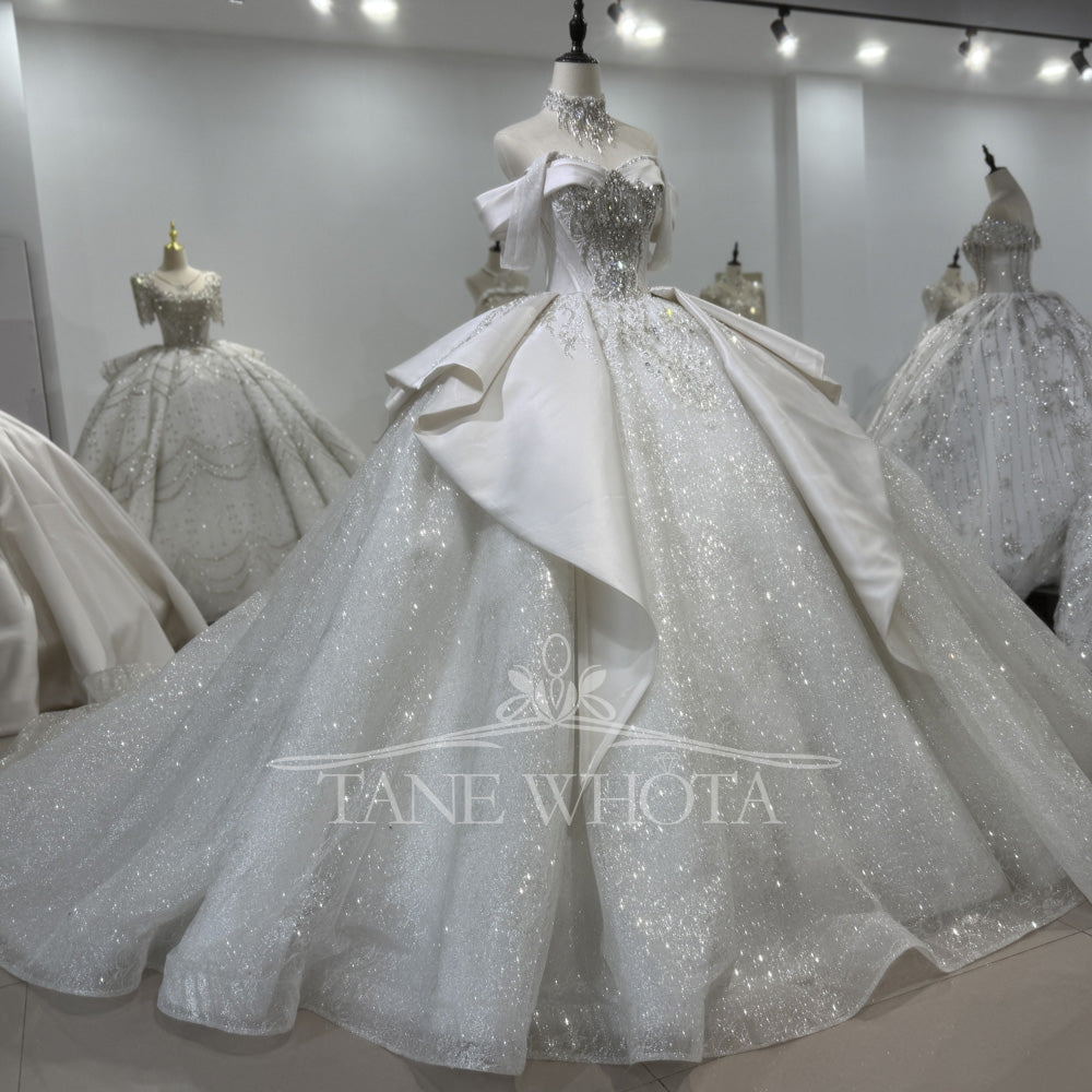 TW467 2025 Sweetheart Off-Shoulder Lace-Up Back Ball Gown Wedding Dress Crystal Sequined Bridal Dress With Customizable Embroidery