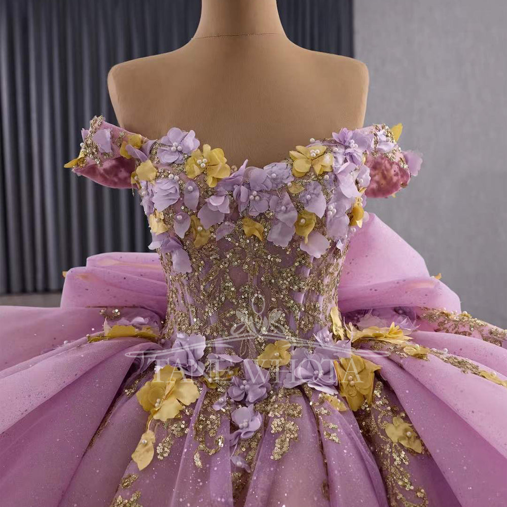 TW577 Sukienki Off-Shoulder Quinceanera Dress Sweetheart Lace-Up Back Bow Beading Appliques Sequined Pink Prom Gown