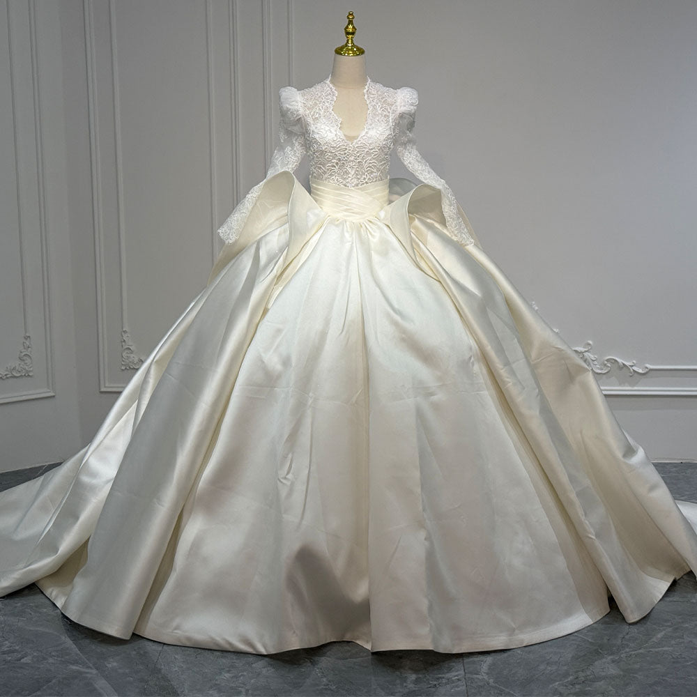 TW1093 Customizable Scalloped Long Sleeve Wedding Dress Lace-Up Keyhole Back Beaded Embroidery Bridal Gown 2026