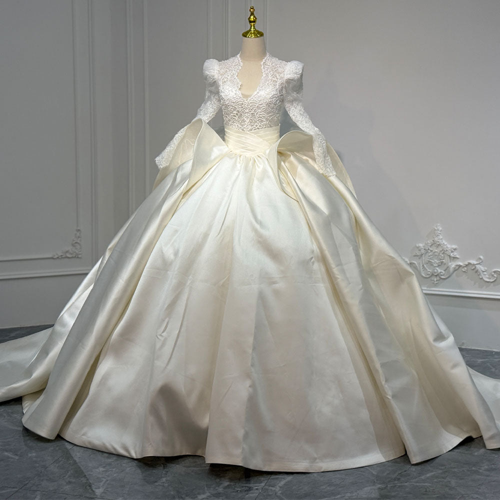 TW1093 Customizable Scalloped Long Sleeve Wedding Dress Lace-Up Keyhole Back Beaded Embroidery Bridal Gown 2026