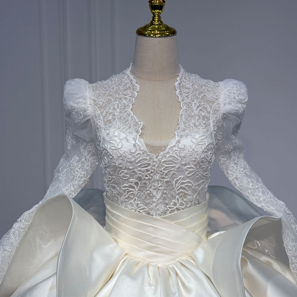 TW1093 Customizable Scalloped Long Sleeve Wedding Dress Lace-Up Keyhole Back Beaded Embroidery Bridal Gown 2026