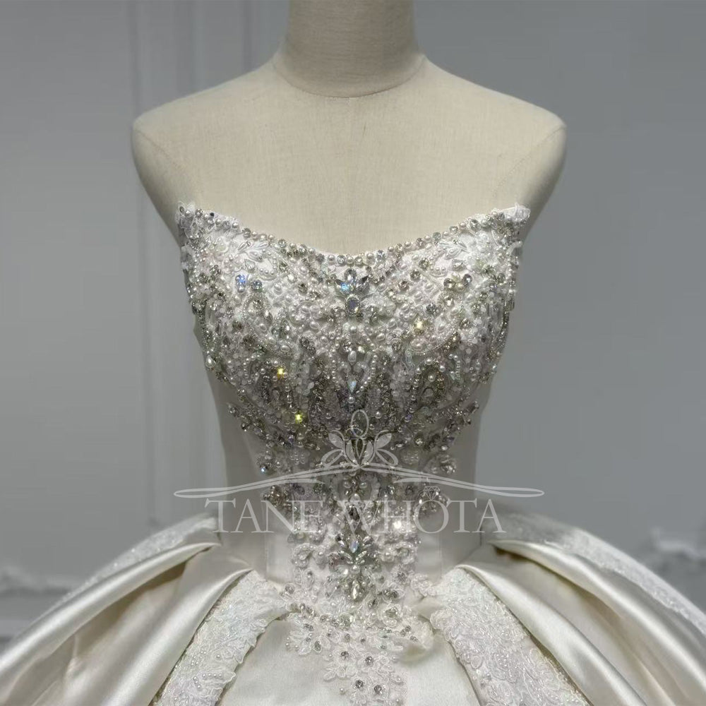 TW817 Sweetheart Off-The-Shoulder Wedding Dress Beaded Crystal Embroidery Lace-Up Back Customizable Bridal Gown