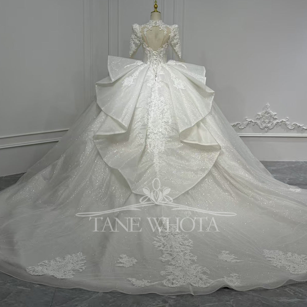 TW813 High Neck Long Sleeve Wedding Dress With Lace-Up Keyhole Back Beaded Crystal Embroidery Customizable Boda Vestidos