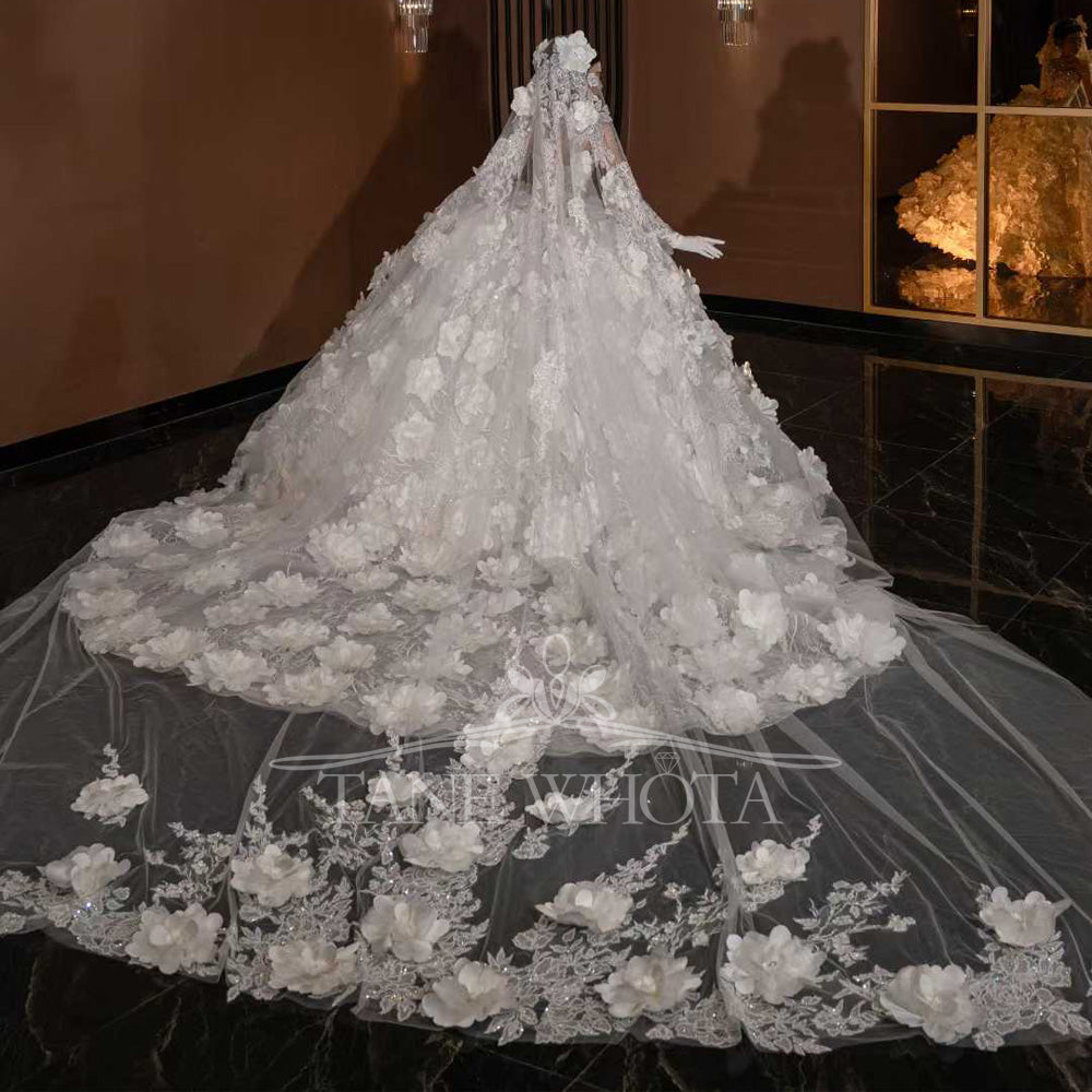 TW795 Sexy Sweetheart Sleeveless Crystal Sequined Appliques Ball Gown Wedding Dress Customizable 2025 Style