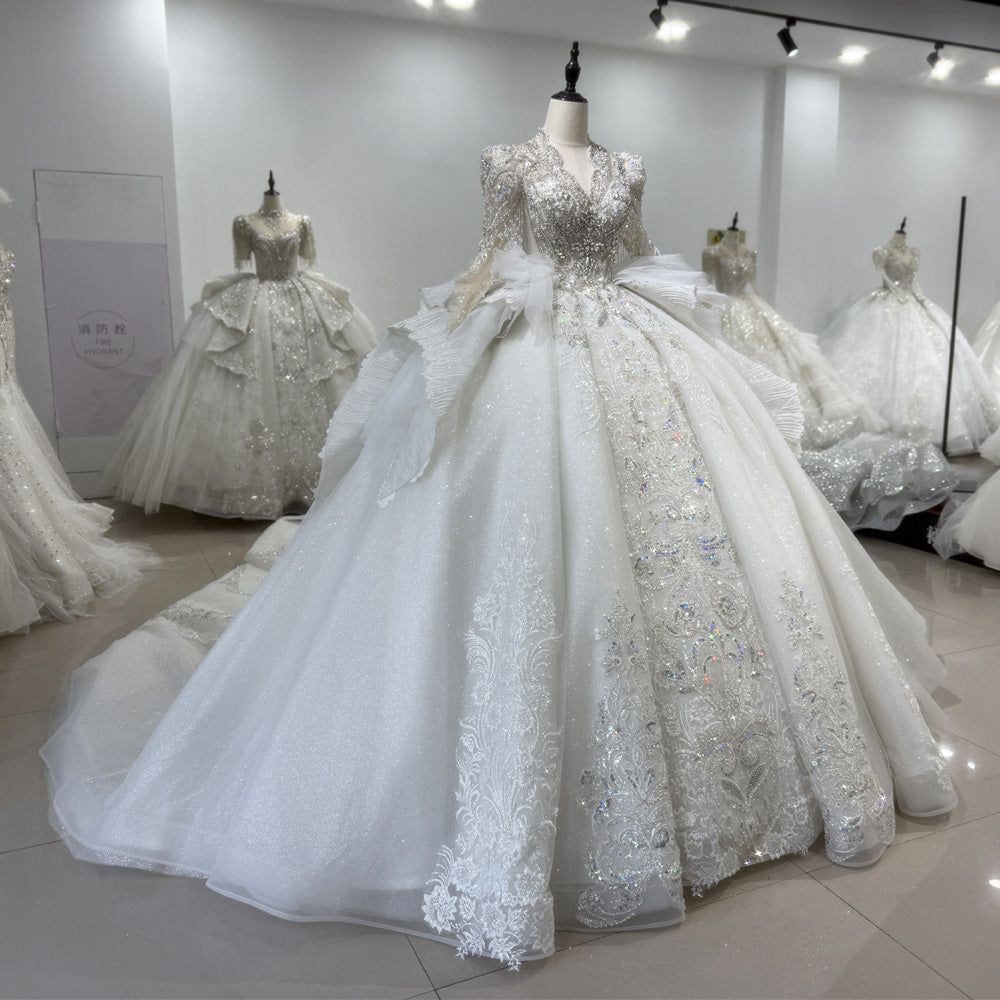 TW031 Wedding Dress For Bride Scalloped Keyhole Back Lace Up Long Sleeve Beading Sequined Ball Gown Rhinestones Wedding Dress
