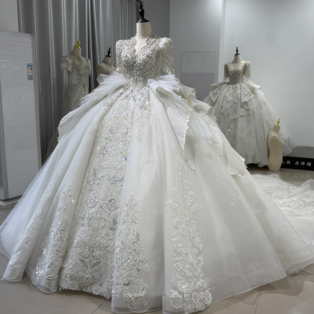TW031 Wedding Dress For Bride Scalloped Keyhole Back Lace Up Long Sleeve Beading Sequined Ball Gown Rhinestones Wedding Dress