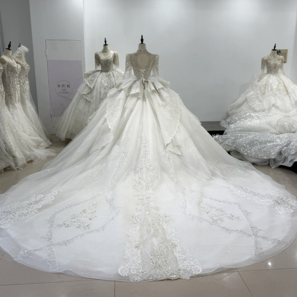 TW031 Wedding Dress For Bride Scalloped Keyhole Back Lace Up Long Sleeve Beading Sequined Ball Gown Rhinestones Wedding Dress