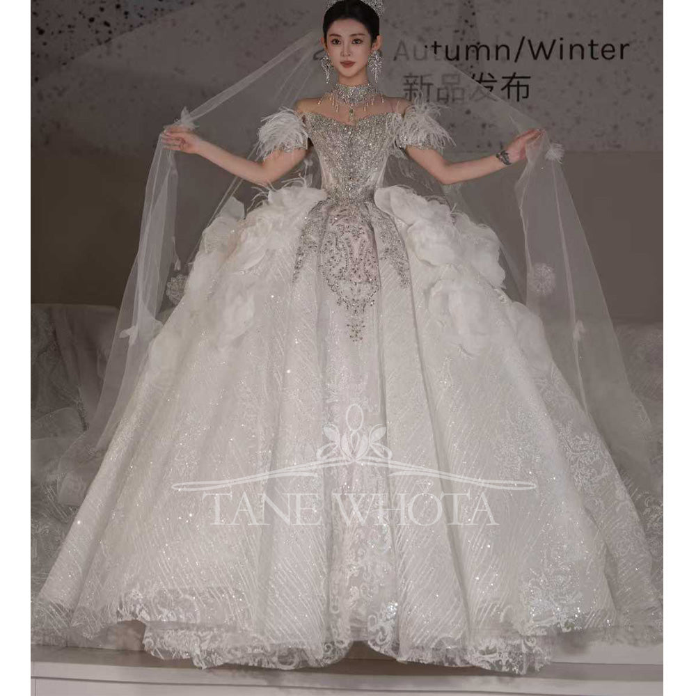 TW664 Elegant Sweetheart Off-Shoulder Beaded Sequined Feathers Wedding Dress Customized Bridal Gown