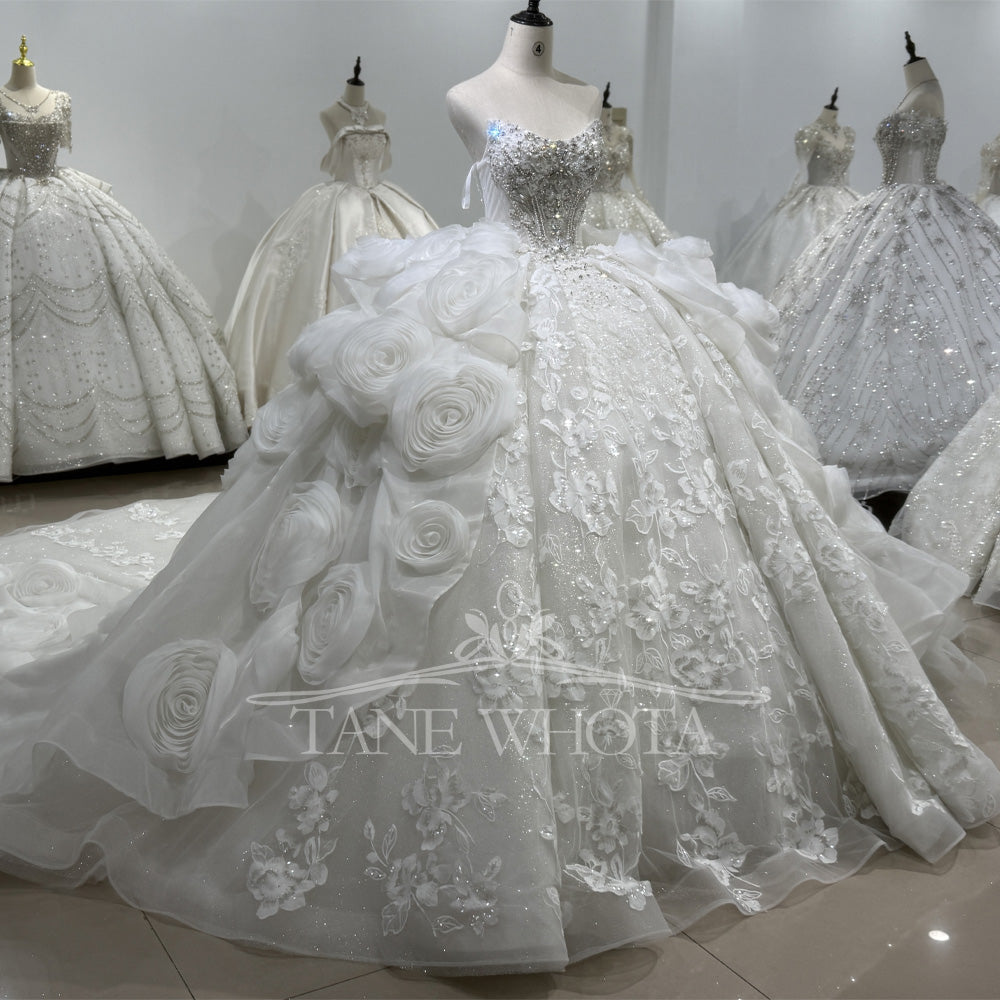 TW610 Sweetheart Sleeveless Lace Wedding Dress With Lace-Up Back Beaded Sequined 3D Flower Embroidery Customizable Fit For Brides