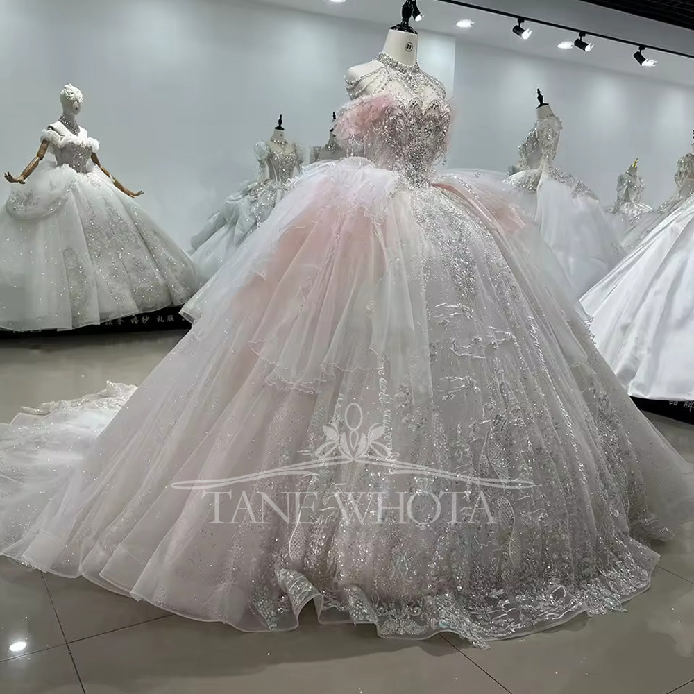 TW021 2025 Halter Wedding Dress Lace Up Back Ball Gown Beading Sequined Crystal Bridal Gown Customized Elegant Bridal Dress