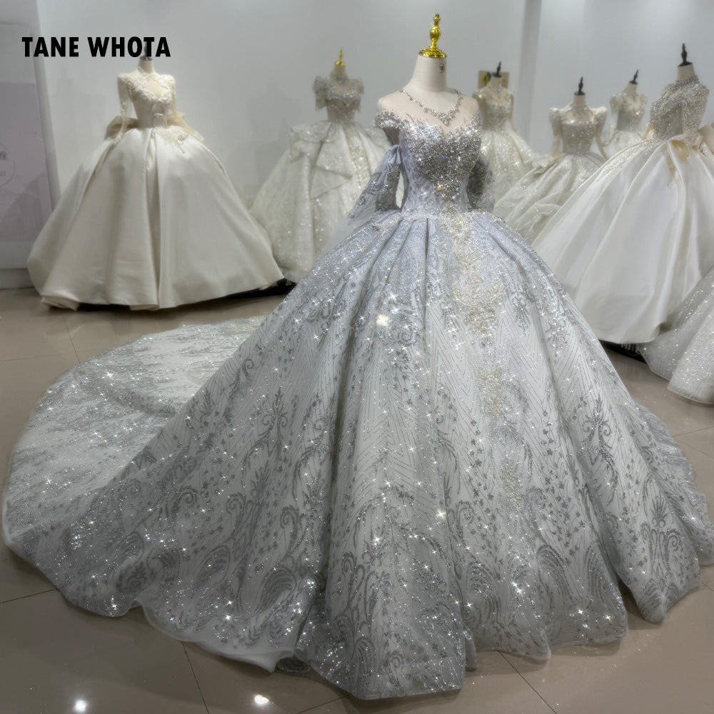 TW224 Noiva Vestido De Casamento 2025 Cap Sleeve O-Neck Wedding Dress Lace Up Keyhole Back Beading Embroidery Silver Bridal Dress