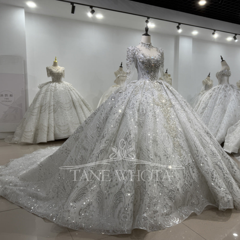 TW486 Elegant Silver Wedding Gowns Long Sleeve High Neck Ball Gown Crystal Silver Lace Sequins Bridal Dress Long Train