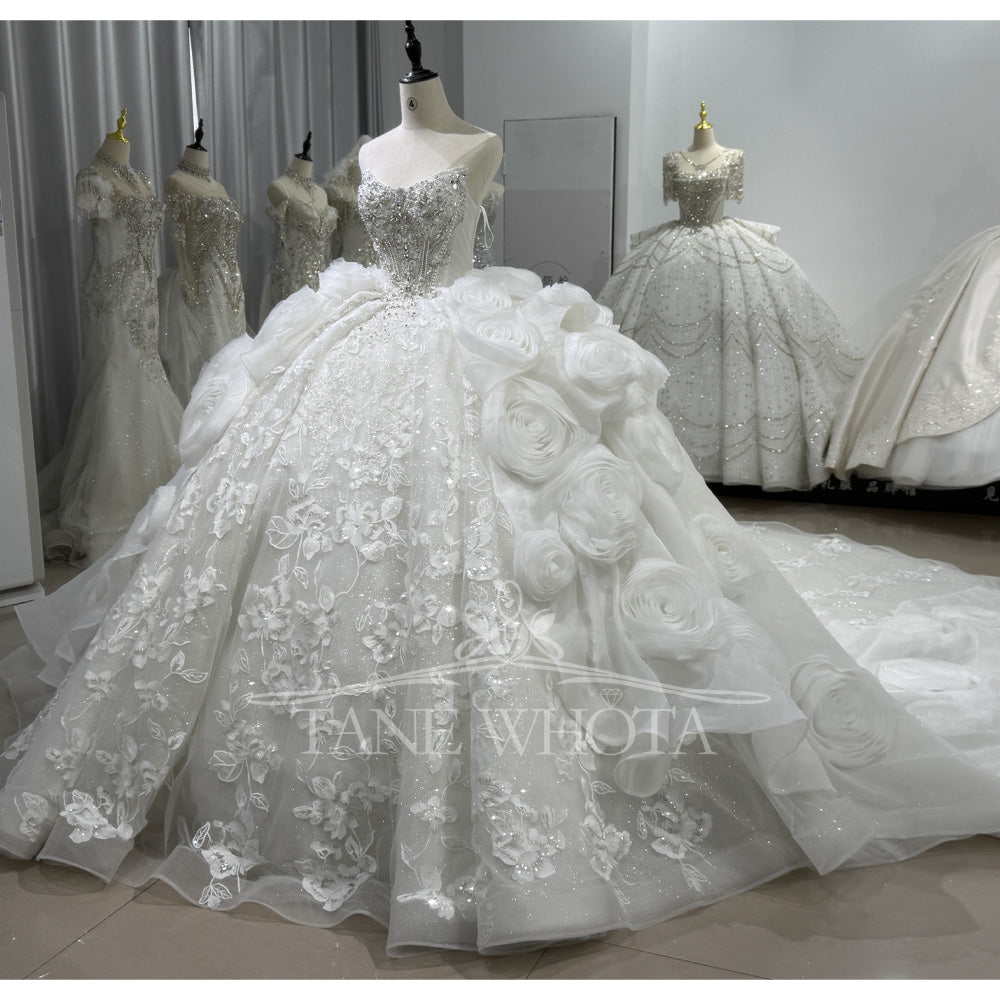 TW610 Sweetheart Sleeveless Lace Wedding Dress With Lace-Up Back Beaded Sequined 3D Flower Embroidery Customizable Fit For Brides