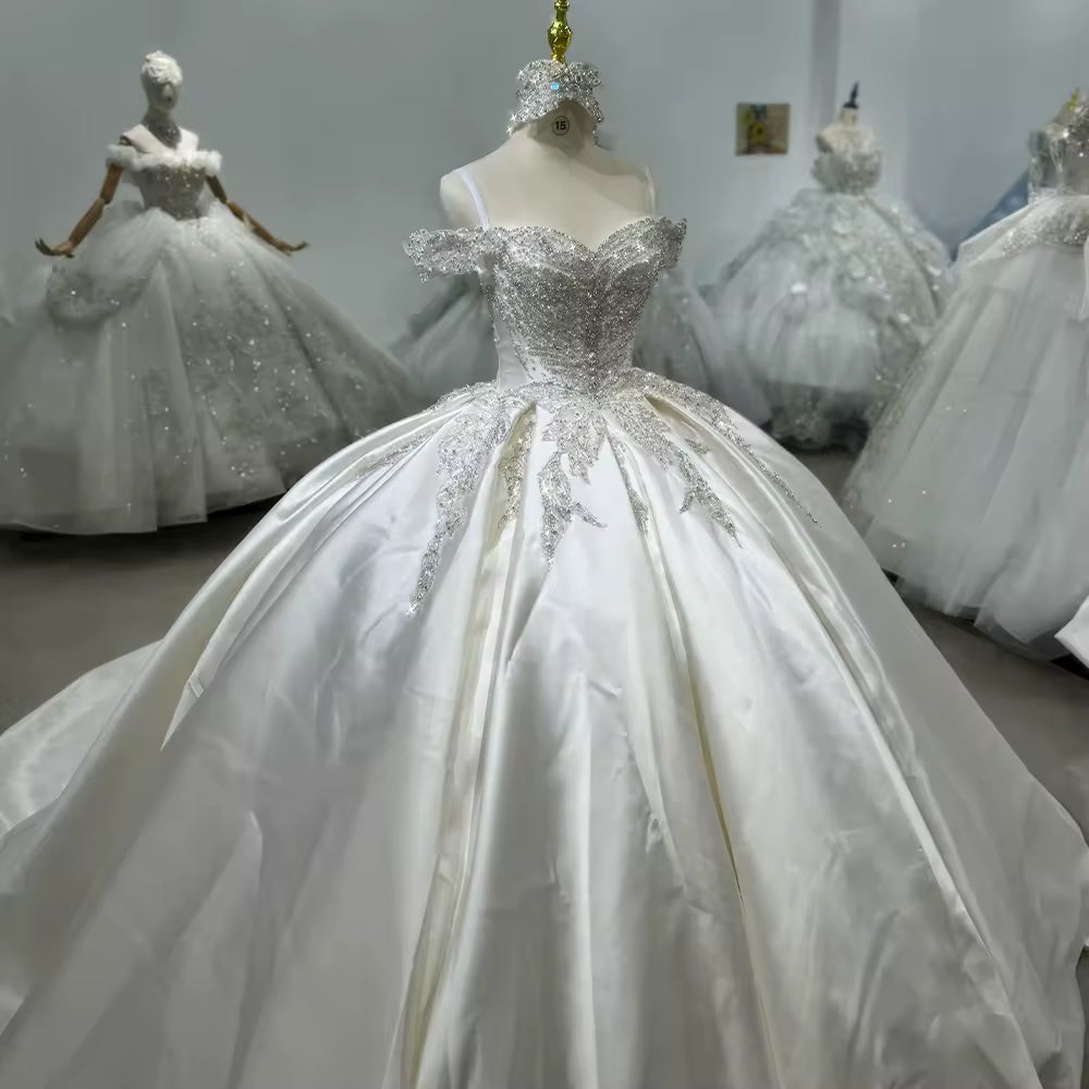 TW133 Satin Wedding Dress 2025 Off The Shoulder Lace Up Back Crystal Beading Sequined Luxury Ball Gown Bride Dress