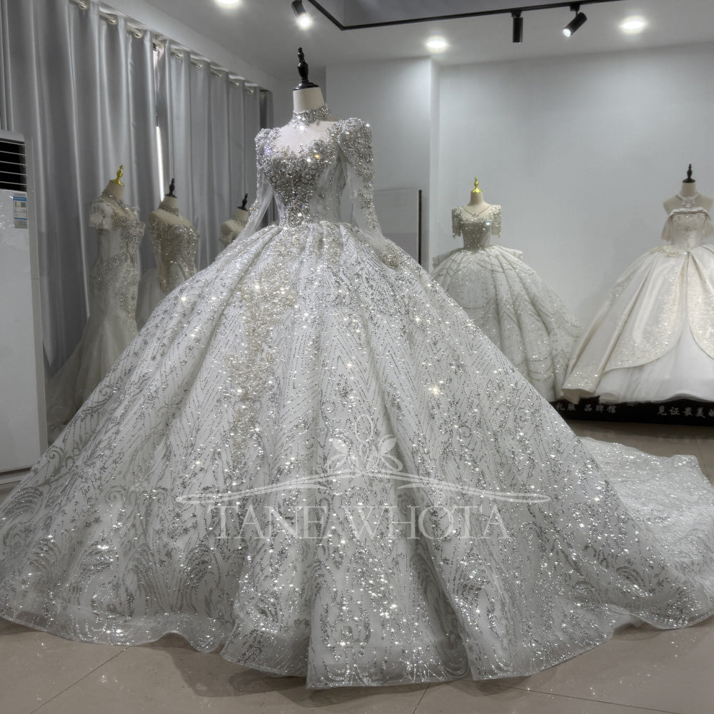 TW486 Elegant Silver Wedding Gowns Long Sleeve High Neck Ball Gown Crystal Silver Lace Sequins Bridal Dress Long Train