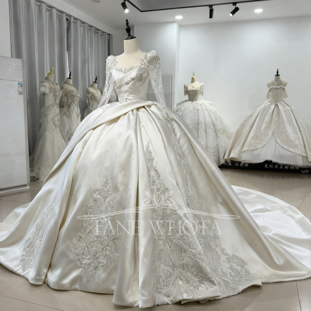 TW647 Crystal Embroidery Square Collar Long Sleeve Wedding Dress With Lace-Up Back Customized Ball Gown For Civil Wedding