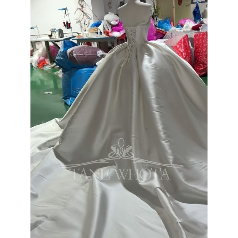 TW720 Strapless Sleeveless Wedding Dress Lace-Up Back Ruched Bridal Gown Customized Elegant Gown For Brides