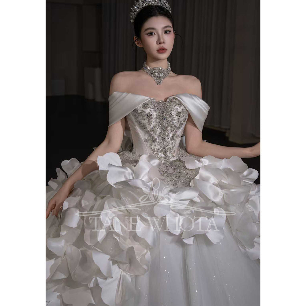 TW681 Luxury Sweetheart Off-Shoulder Beaded Sequined 3D Flower Wedding Dress Sexy Customized