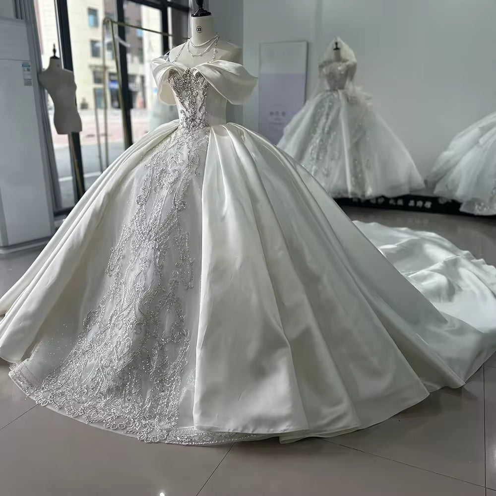TW139 2025 Off Shoulder Sleeveless Lace Up Back Ball Gown Wedding Dress Beading Embroidery Customized Bridal Dressl