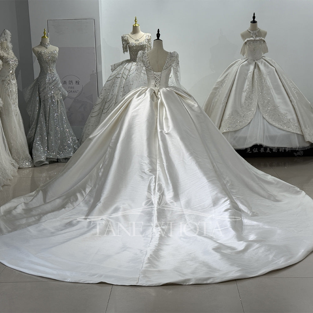 TW647 Crystal Embroidery Square Collar Long Sleeve Wedding Dress With Lace-Up Back Customized Ball Gown For Civil Wedding