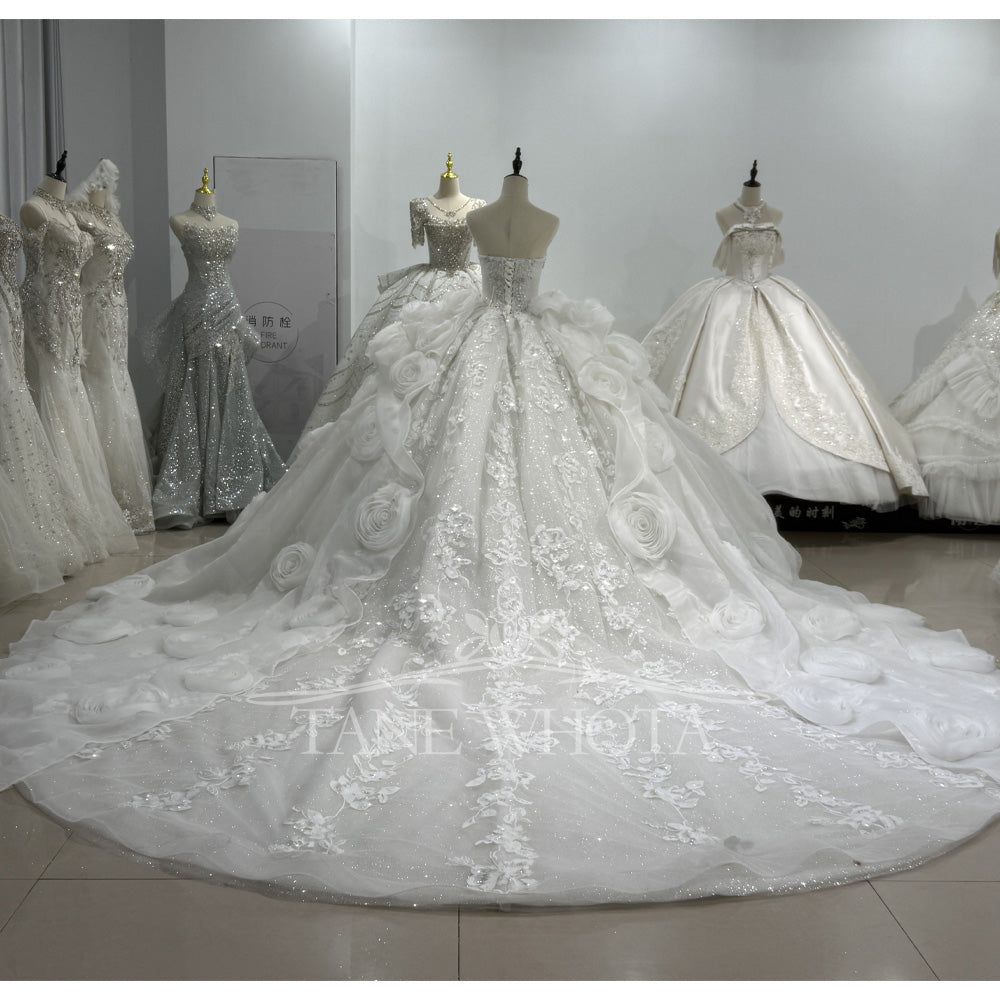 TW610 Sweetheart Sleeveless Lace Wedding Dress With Lace-Up Back Beaded Sequined 3D Flower Embroidery Customizable Fit For Brides