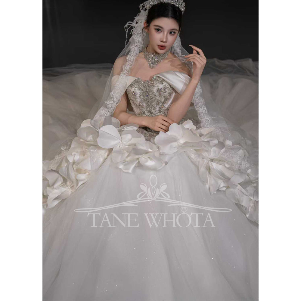 TW681 Luxury Sweetheart Off-Shoulder Beaded Sequined 3D Flower Wedding Dress Sexy Customized