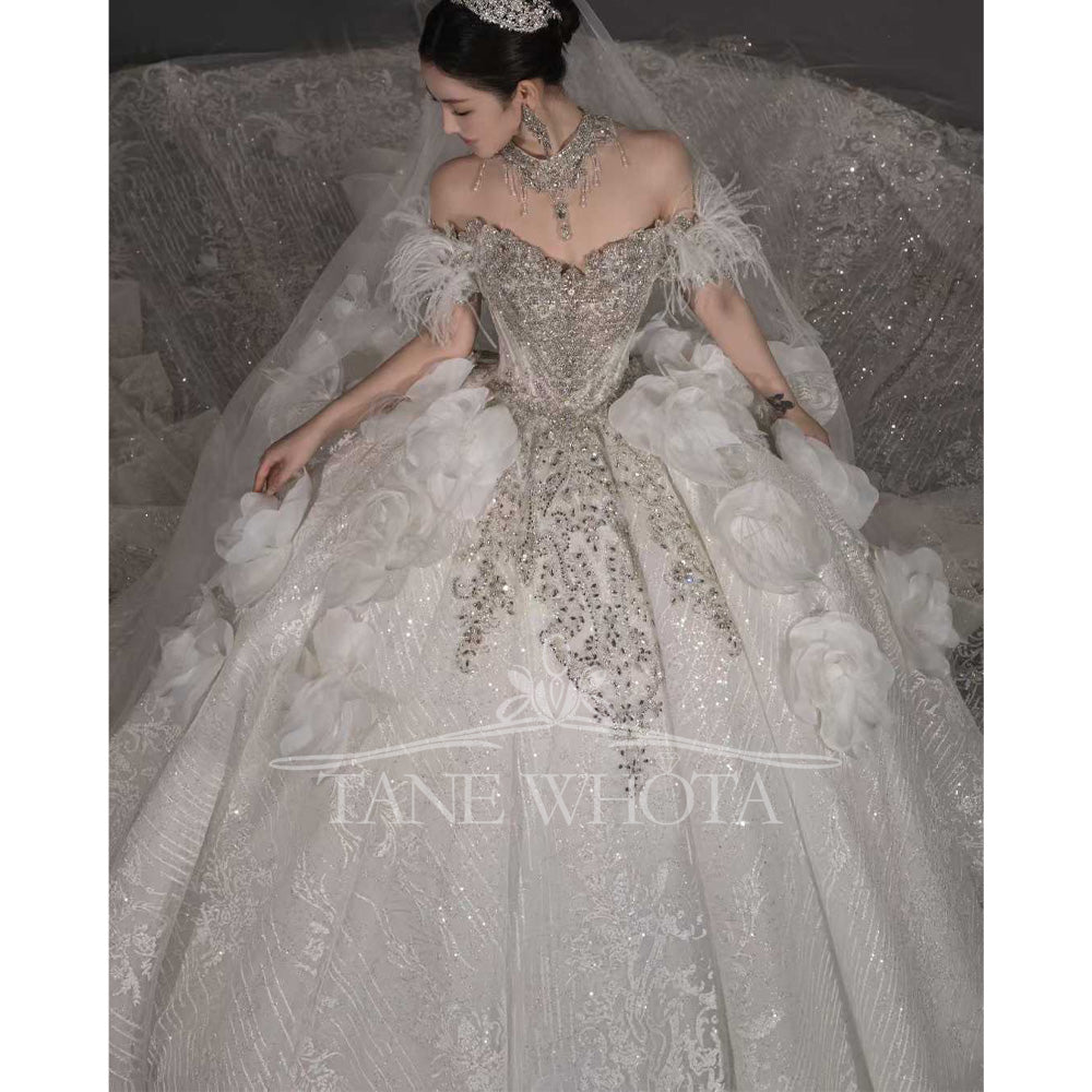 TW664 Elegant Sweetheart Off-Shoulder Beaded Sequined Feathers Wedding Dress Customized Bridal Gown