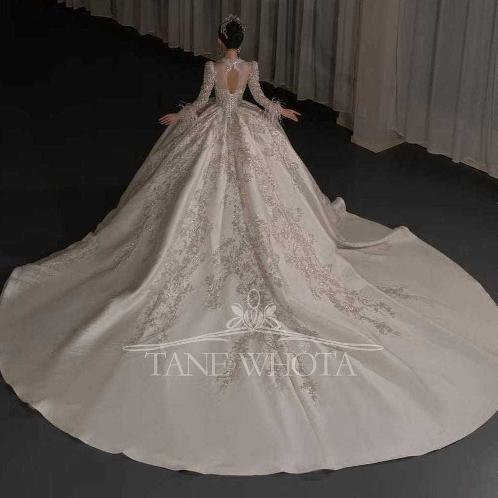 TW663 Luxury O-Neck Long Sleeve Beaded Sequined Ball Gown Wedding Dress Customized Vestido Noiva Casamento