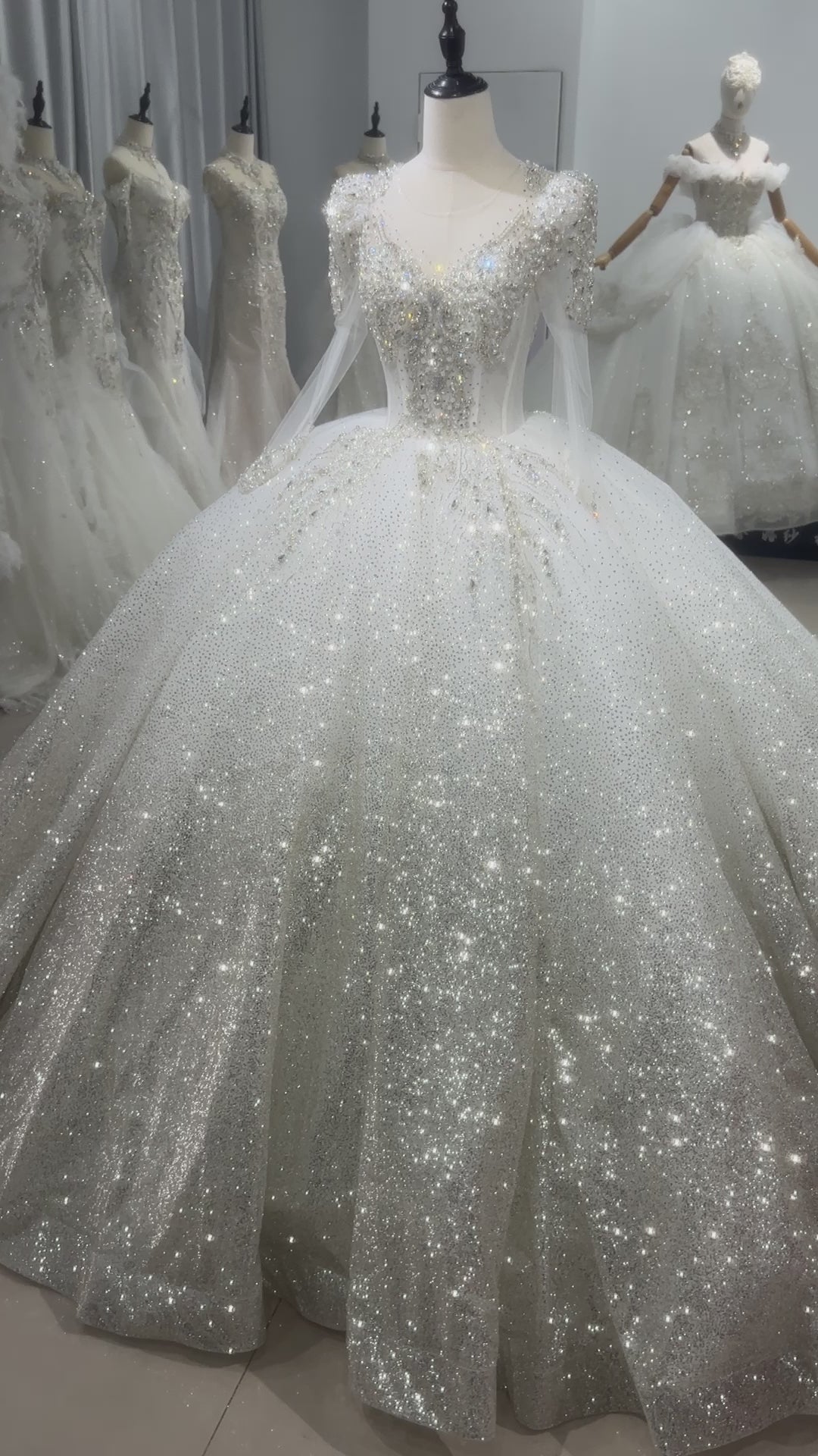 TW089 Silver Wedding Dress Luxo Long Sleeve O-Neck Lace Up Back Beading Sequins Star Crystal Ball Gown Bridal Dress