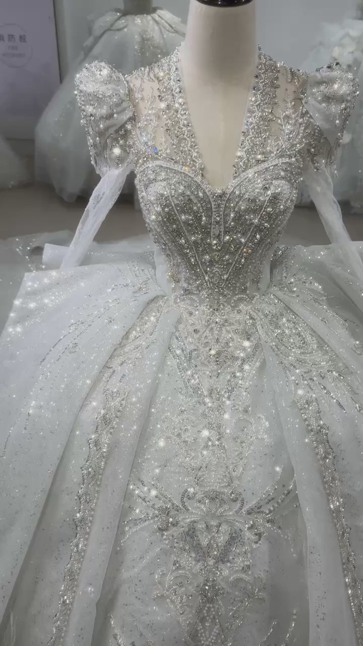 TW147 Weddings Dress 2025 Long Sleeve V-Neck Wedding Dress Lace Up Keyhole Back Beading Crystal Shiny Ball Gown Bridal Dress