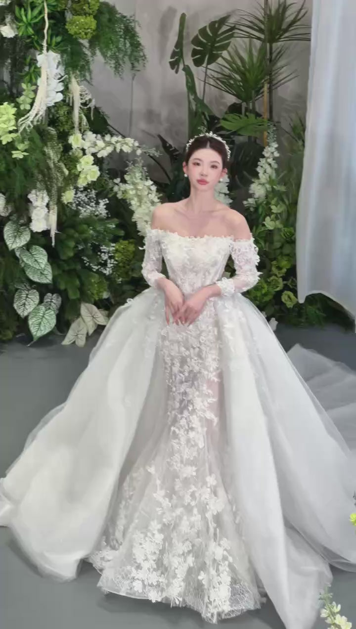 Lace Mermaid Wedding Dress With Detachable Train