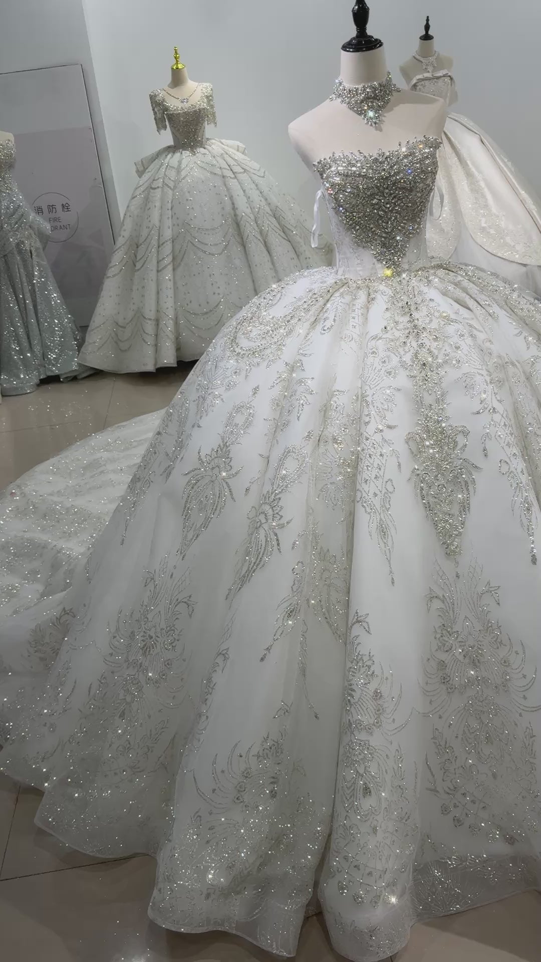 TW578 Women's Strapless Sleeveless Crystal Sequined Bridal Wedding Dress Lace-Up Back Customized Ball Gown Vestido De Noiva