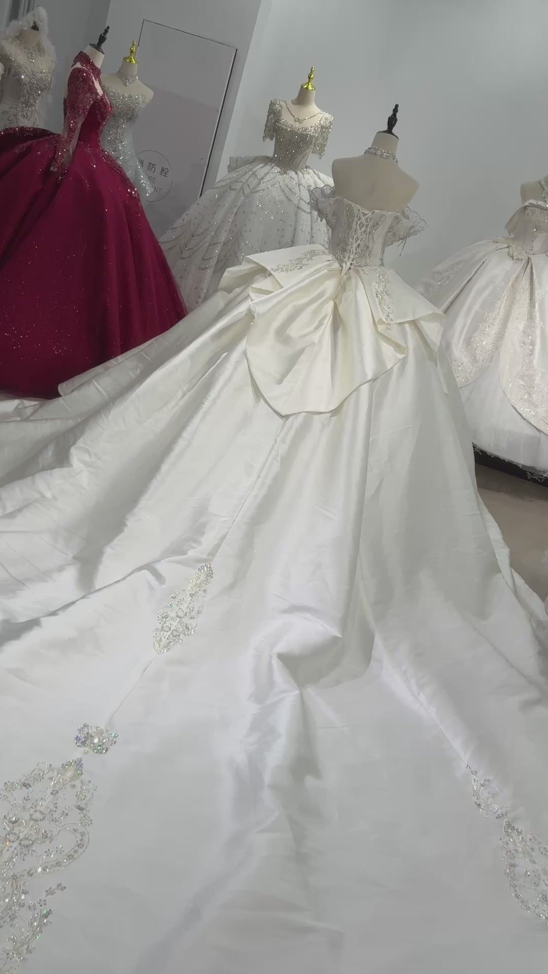 TW562 Customized Strapless Wedding Dress Civil Ceremony Sequined Beading Lace-Up Back Bridal Gown