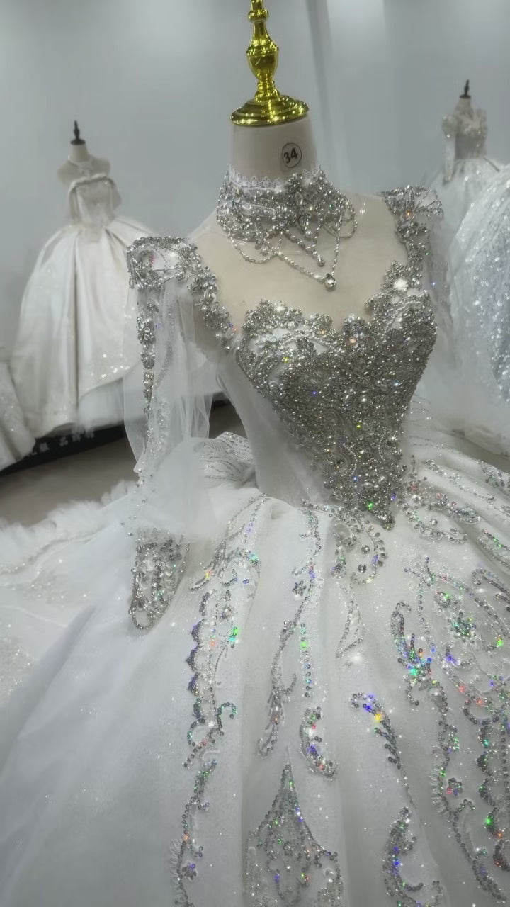 TW432 O-Neck Long Sleeve Lace-Up Back Ball Gown Bridal Dress Sequined Crystal Beading Customizable Luxury Wedding Dress