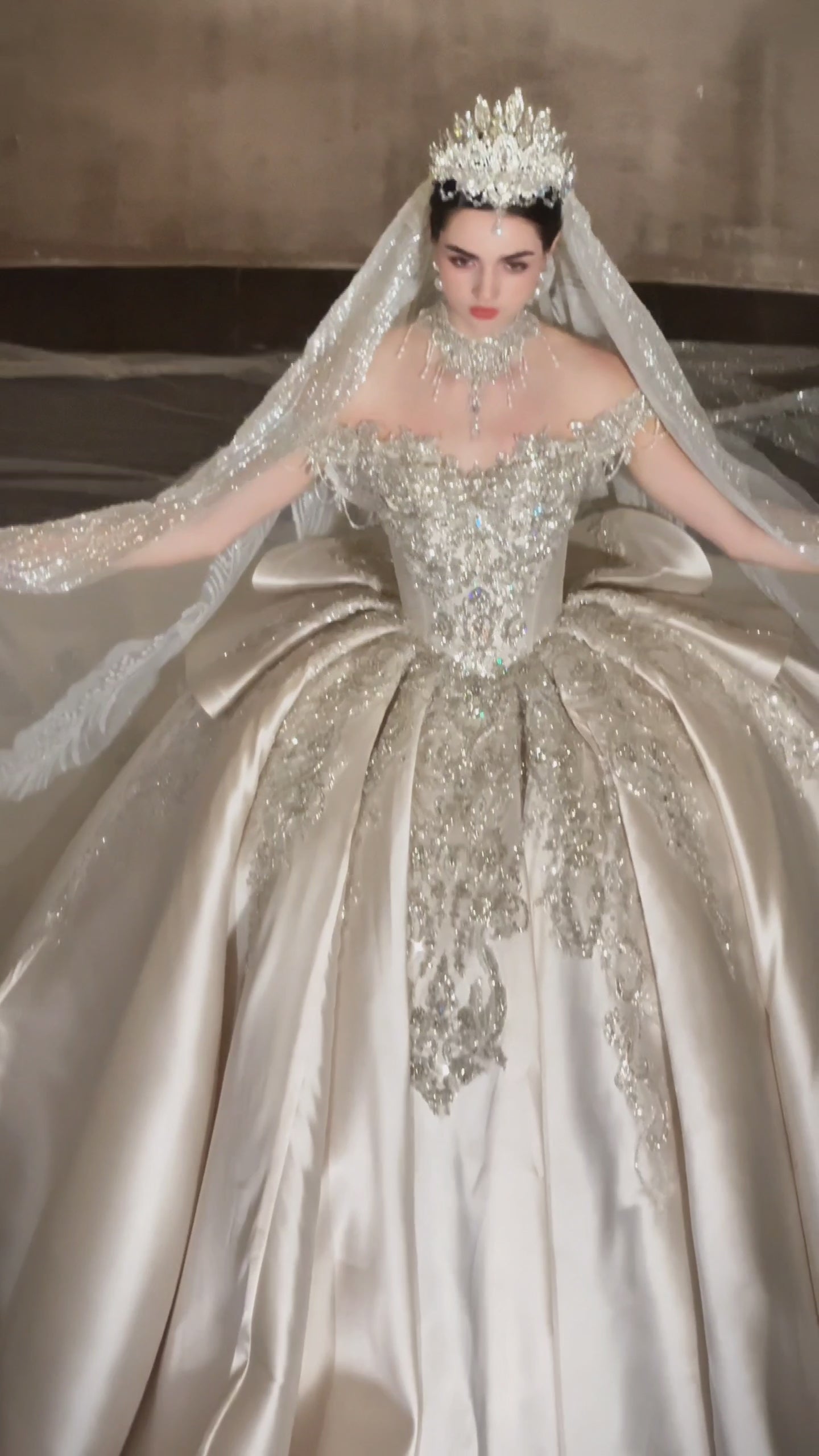 TW549 Luxury Rose Pink Sequined Ball Gown Wedding Dress For Bride With Sweetheart Detachable Sleeve Beading Customized