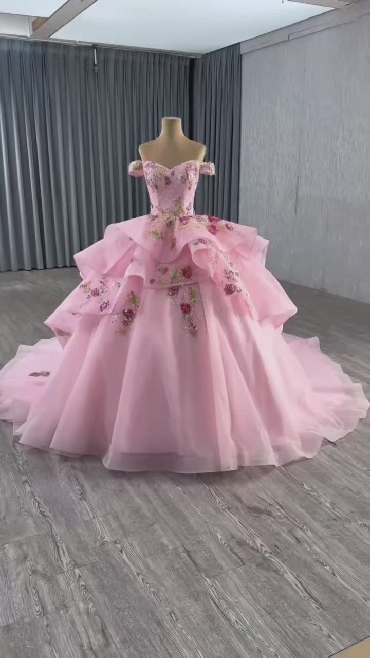 TW515 15 Quinceanera Pink Evening Gown Sweetheart Off-Shoulder Lace-Up Back Beading Sequined Embroidery Customizable Princess Dress