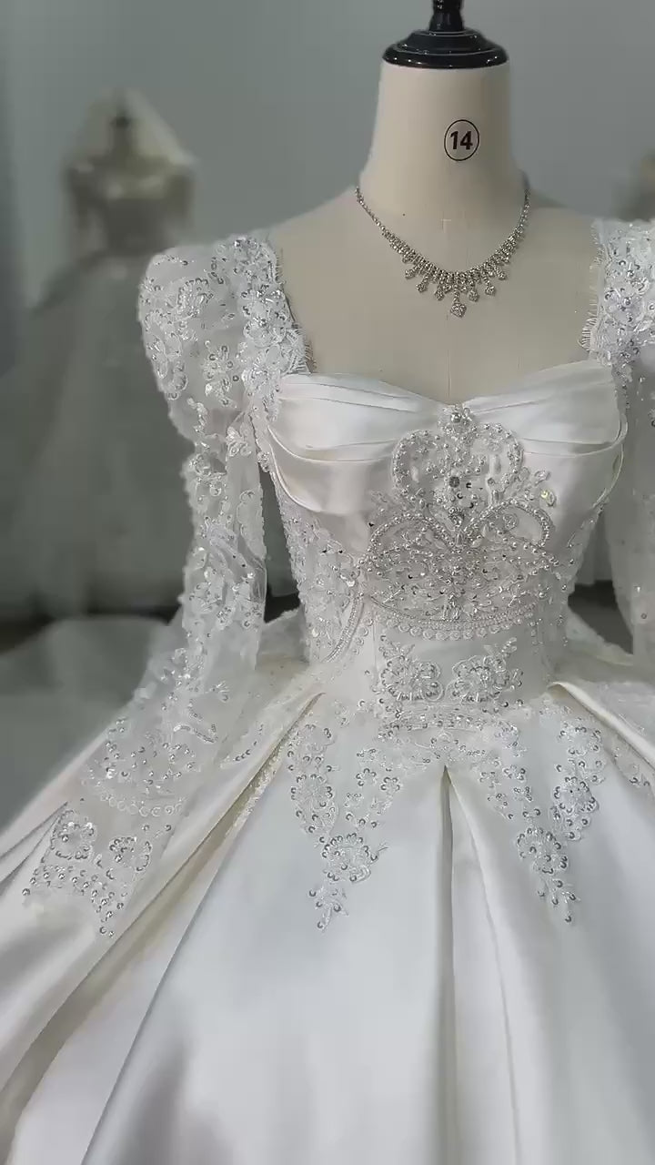 TW138 Square Collar Long Sleeve Lace Up Keyhole Back Wedding Dress Appliques Beading Satin Luxury Bridal