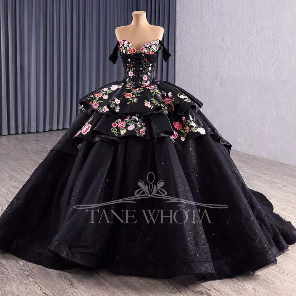 TW493 Vestidos De XV 15 Años Black Lace Flower Off Shoulder Lace Up Back Ball Gown Quinceanera Dress With Jacket